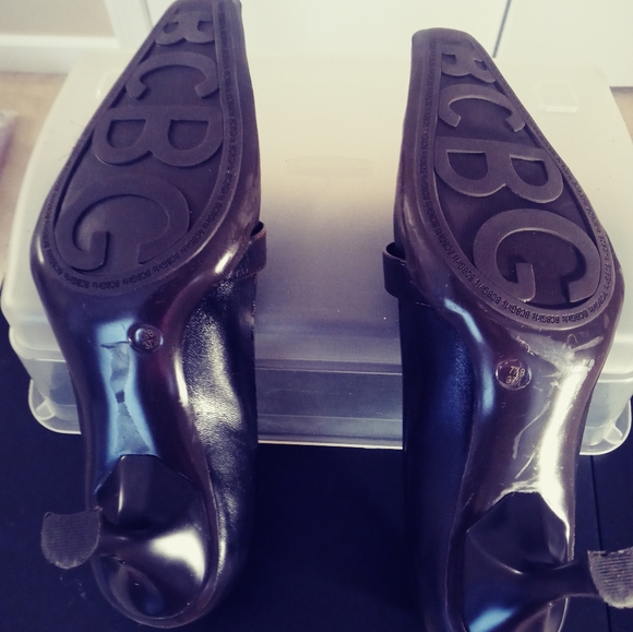 BCBG Women's Brown Heels - Picture 10 of 14